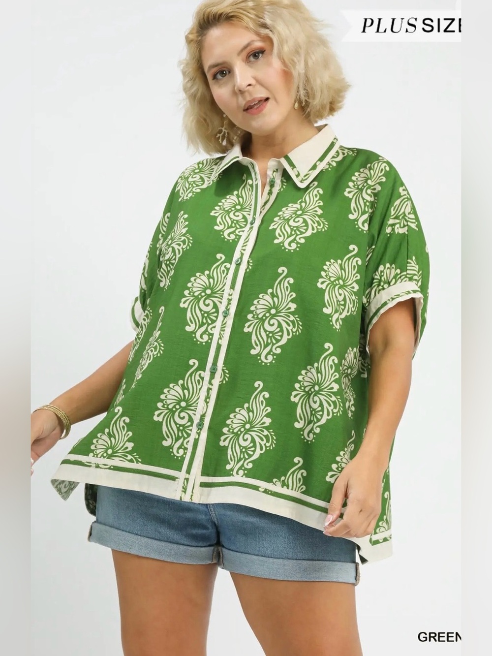 New! Umgee Plus Size Abstract Print Button-Front Blouse Size X Large
